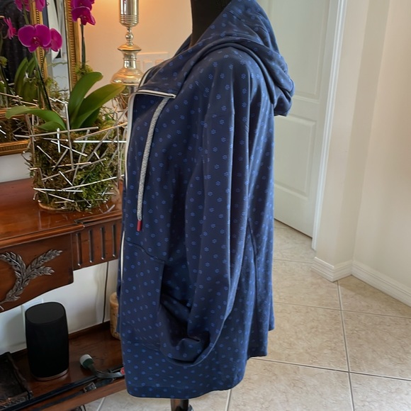 Kiton front zipper hoodie size L - Picture 2 of 12